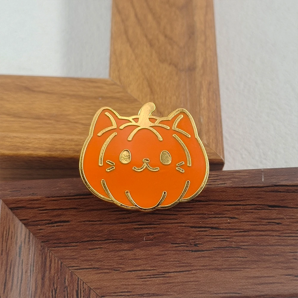 Broches creativos de dibujos animados con forma de calabaza y cara de gato, insignias, accesorios para bolsos, pines para cuello