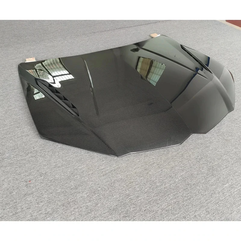 Factory Hot Sale High Quality Genuine Carbon Fiber P-Style Engine Hood Body Kit Urus Modifiion