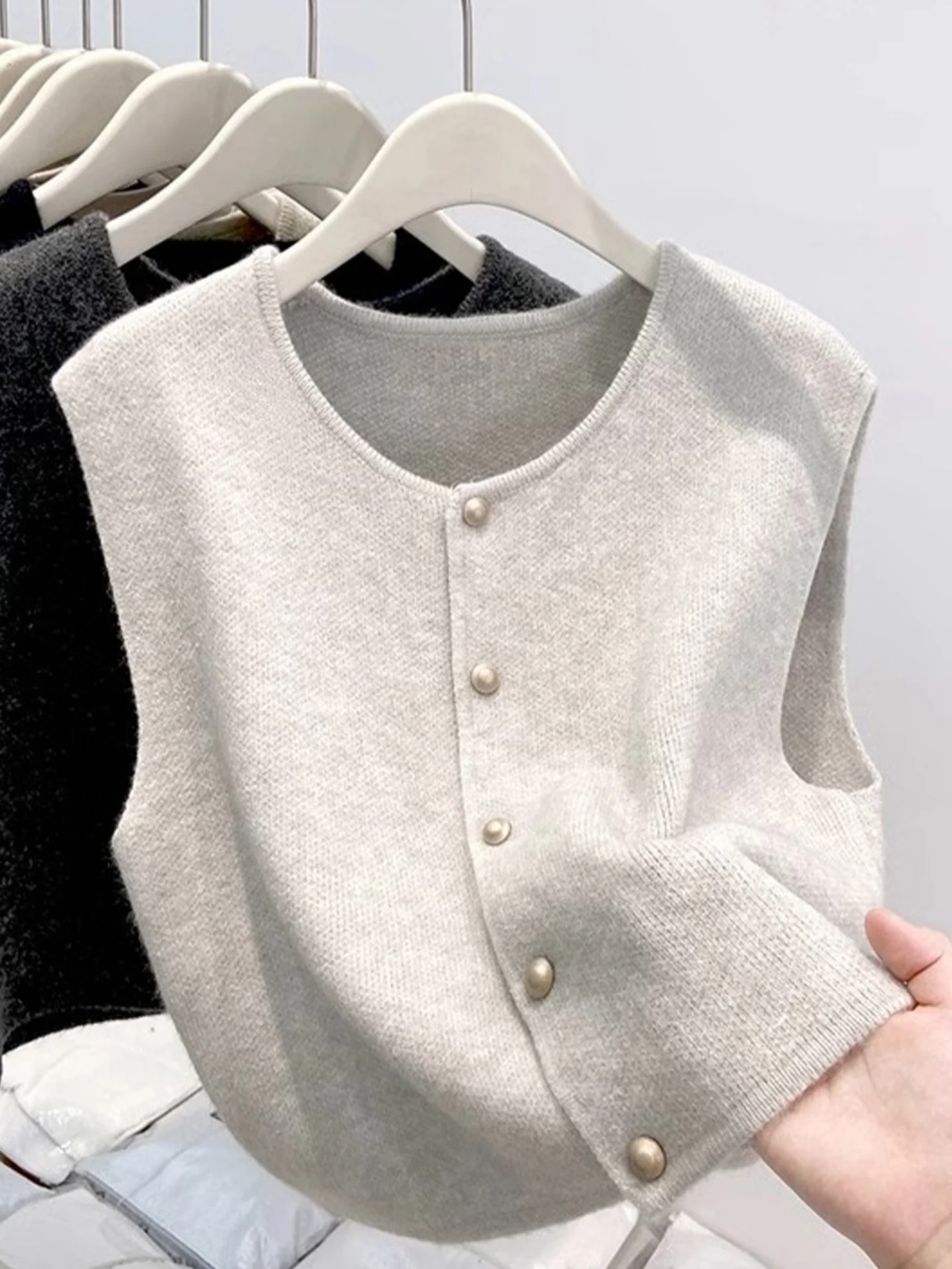 

Faionable Knitted Vest Women's Comfortable Simple Design High-End Brand European Sle Autumn New Arrival Warmth Heating Fu...