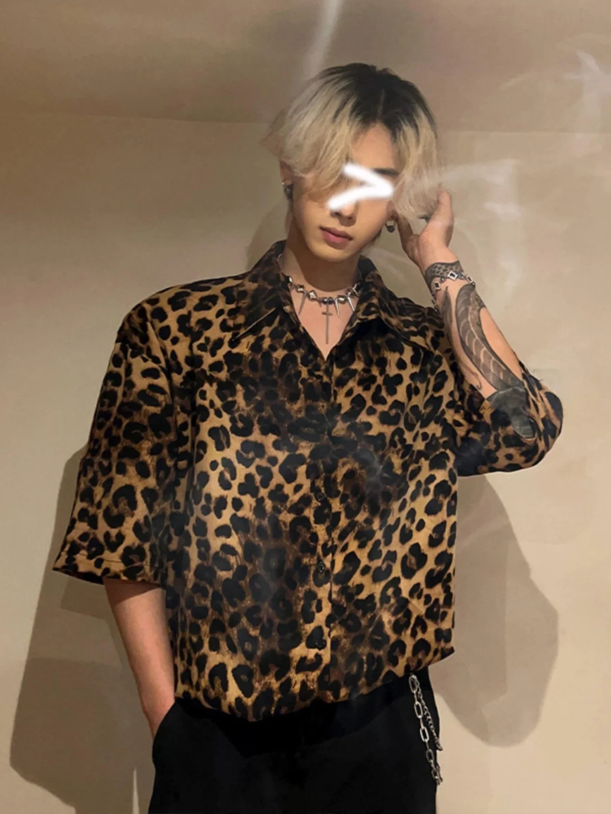

Trendy Ice Silk Men's Shirt Short Sleeve Draped Leopard Print Seven Sleeve Loose Fit Youthful Style Summer Fashion Casual Wear