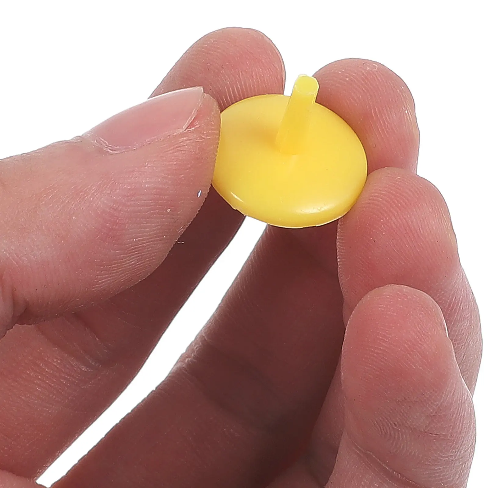 

150Pcs Plastic Golf Ball Markers 18Mm Round Multicolor Dots for Accurate Ball Positioning on Green Putting Accessories