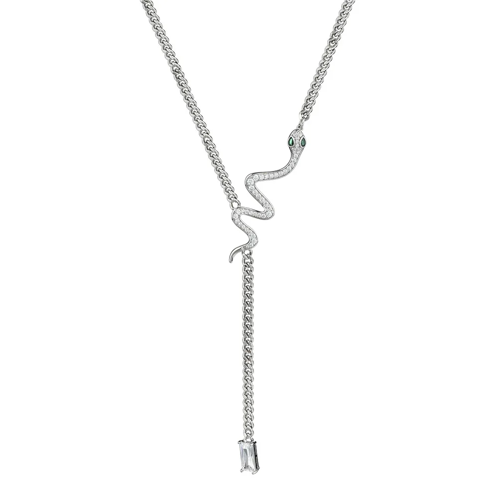 قلادة عظم الثعبان من مجموعة الخريف والشتاء هي سلسلة سترة ثعبان متعددة الاستخدامات للنساء