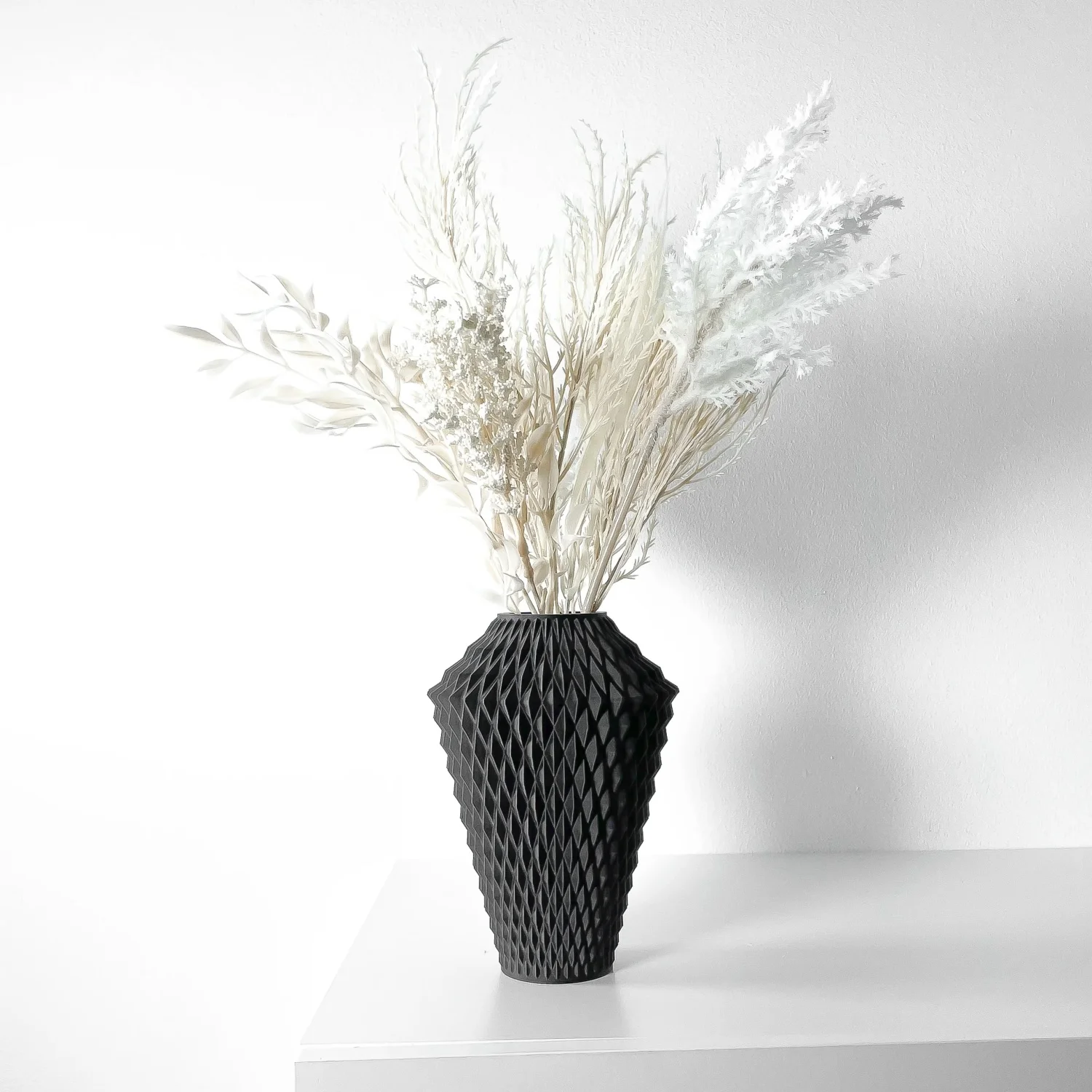

3D Printed Creative Vase Modern Desktop Decoration Textured Vase Living Room or Office Table Decoration Home Decorations