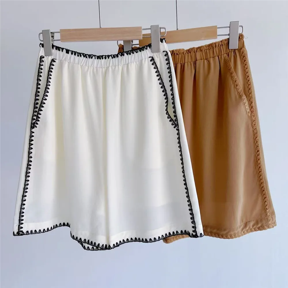 

Women's 25 Summer New Silk Embroidered Elastic Waist Casual Comfortable Short Pants