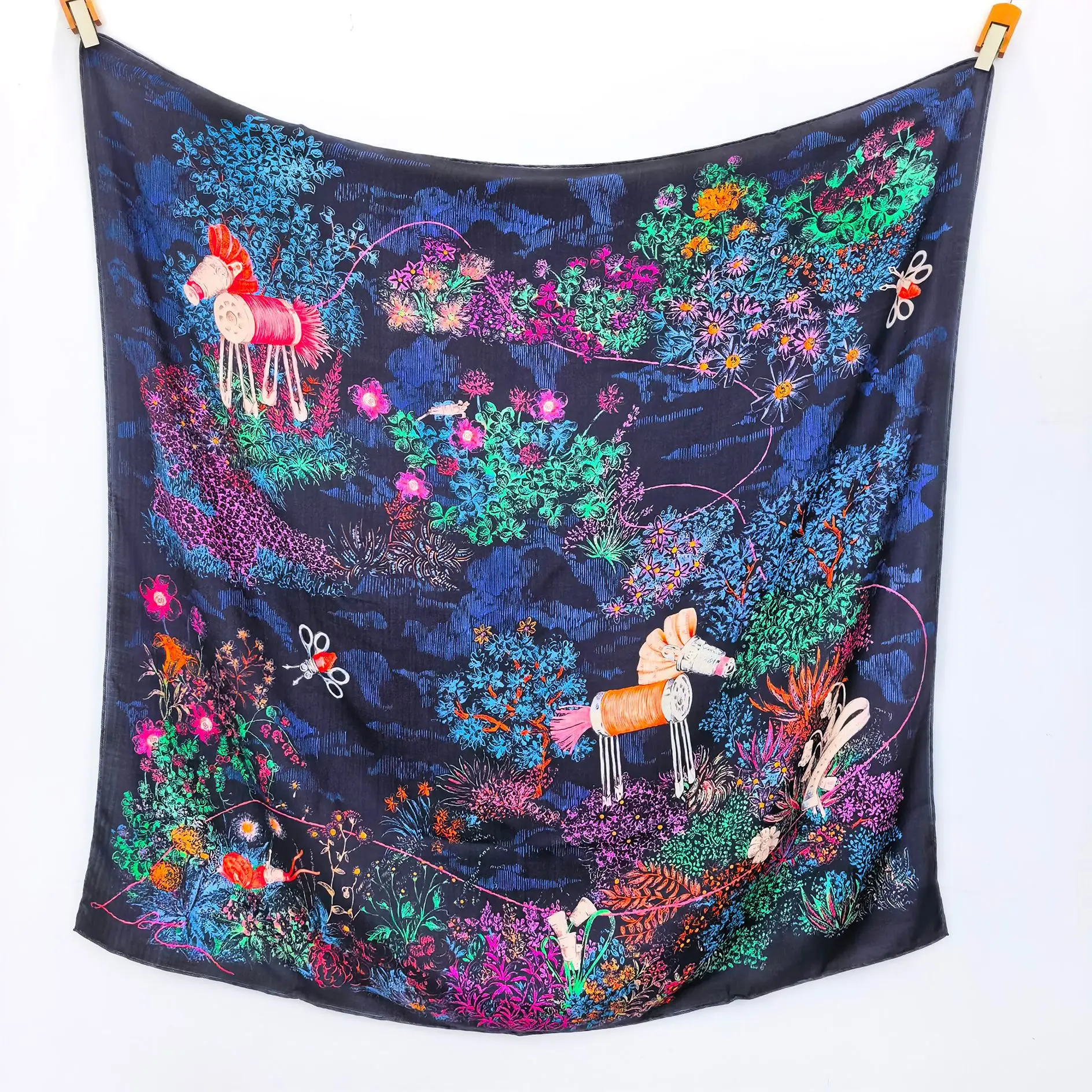Winter Warm Scarf Luxury Designers Shawls Women Silk Wool Scarves Mother Christmas Gift Hand Rolled Edges Stoles 135CM
