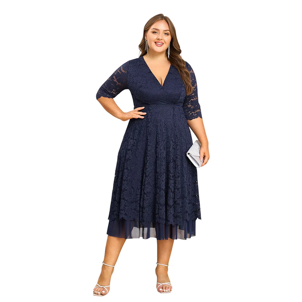 

Elegant V-neck Lace Tea Length Plus Size Dress With Half Sleeves Navy Blue