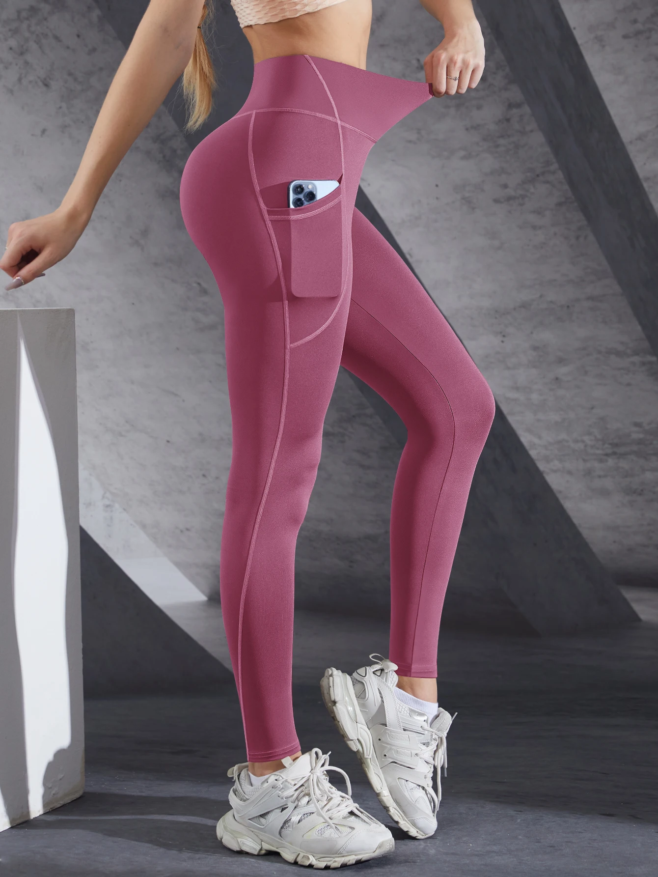 Einfarbige Leggings mit Seitentaschen für Damen, hohe Taille, Sportbekleidung, Zyklus-Yoga-Hose, Push-Up-Fitness-Leggings – Detail 17