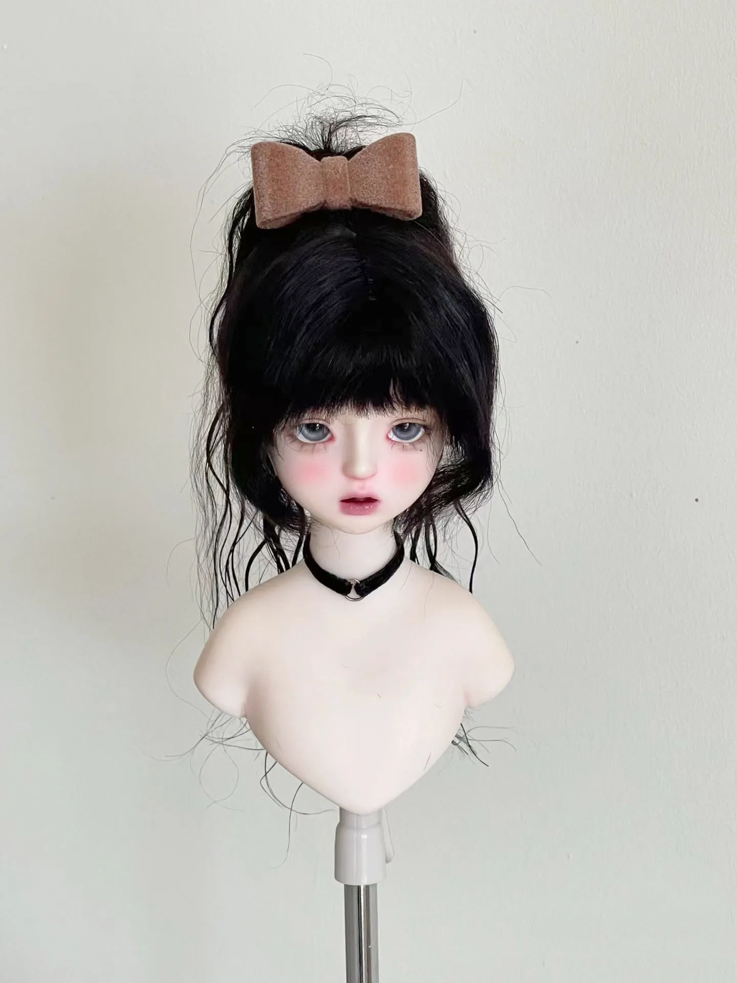 

Clean Style Curly Black High Ponytail Bangs Wig,1/4 1/6 Girl BJD Doll Hair Free Shipping