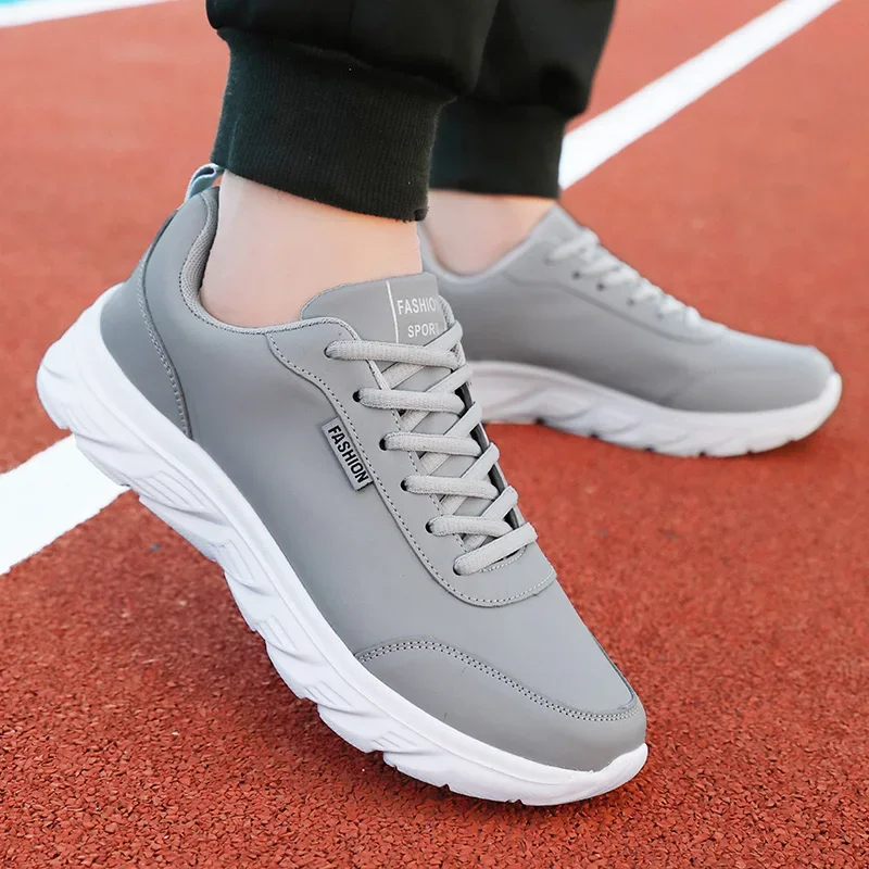 Men's Running Shoes Black PU Upper Flat and Comfortable Walking Shoes Lightweight and Wide Footed Casual Sports Leather Shoes