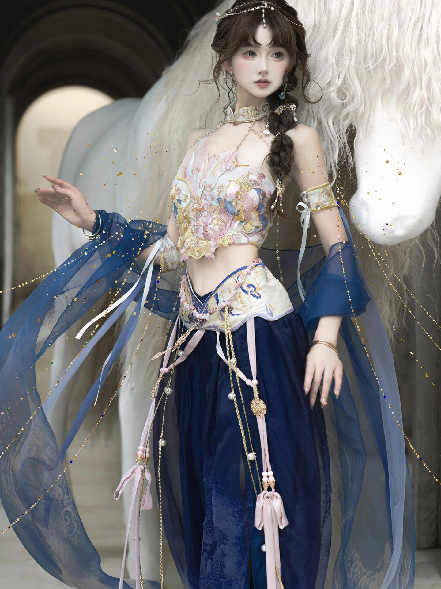 

New Heavy Embroidery Hanfu Flng Heaven Sle Western Wildern Girl Costume Tang Dynas Lady Suit Set Autumn 2025