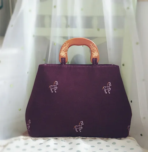 

Lost in Vinatge Chic and Elegant French Nostalgic Country Style Bag Wool Big Bags 41x8x27cm Wood Handle