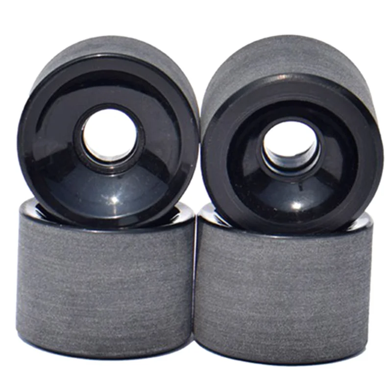 新しい 4 個 70x51mm サーフ スケートボード ホイール ロングボード 低ノイズ 耐摩耗性 ロード フィールド スケート ツールとガスケット付き (ブラック)