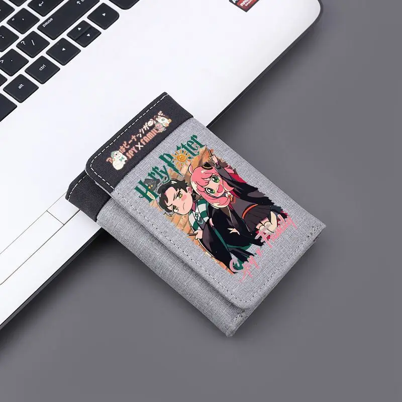 محفظة Spy X Family Anya Anime ثنائية الأبعاد للنساء الطالبات Q نسخة محفظة نسائية للعملات المعدنية حامل بطاقة صغيرة أنيمي