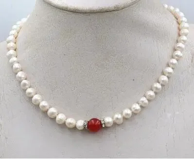 

NEW 8-9MM WHITE PEARL & 10MM JADE NECKLACE