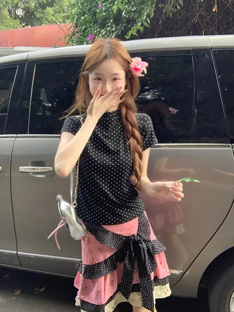 

Black Polka Dot Short Sleeve Top And Floral Half Skirt Set for plus Size Women Anti-Aging Design Sense Knot Summer New Style