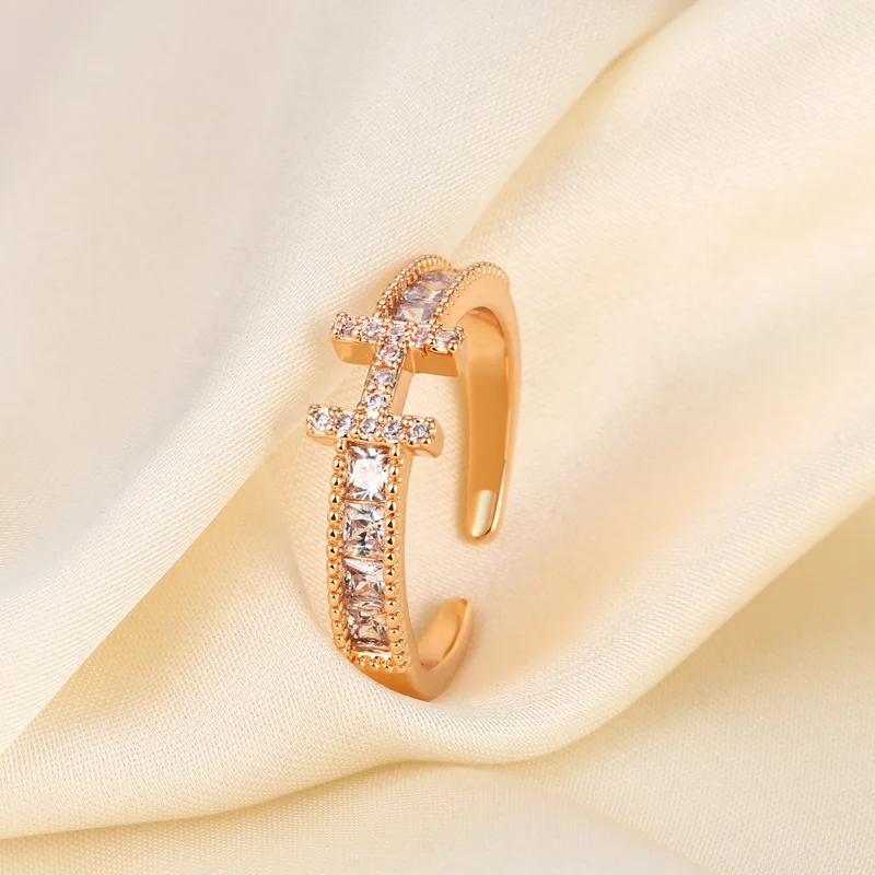 

Gold Plated H Alphabet Ring - Full Diamond Open Adjustable Letter Jewelry for Women, Korean Style Dainty Stackable Gift