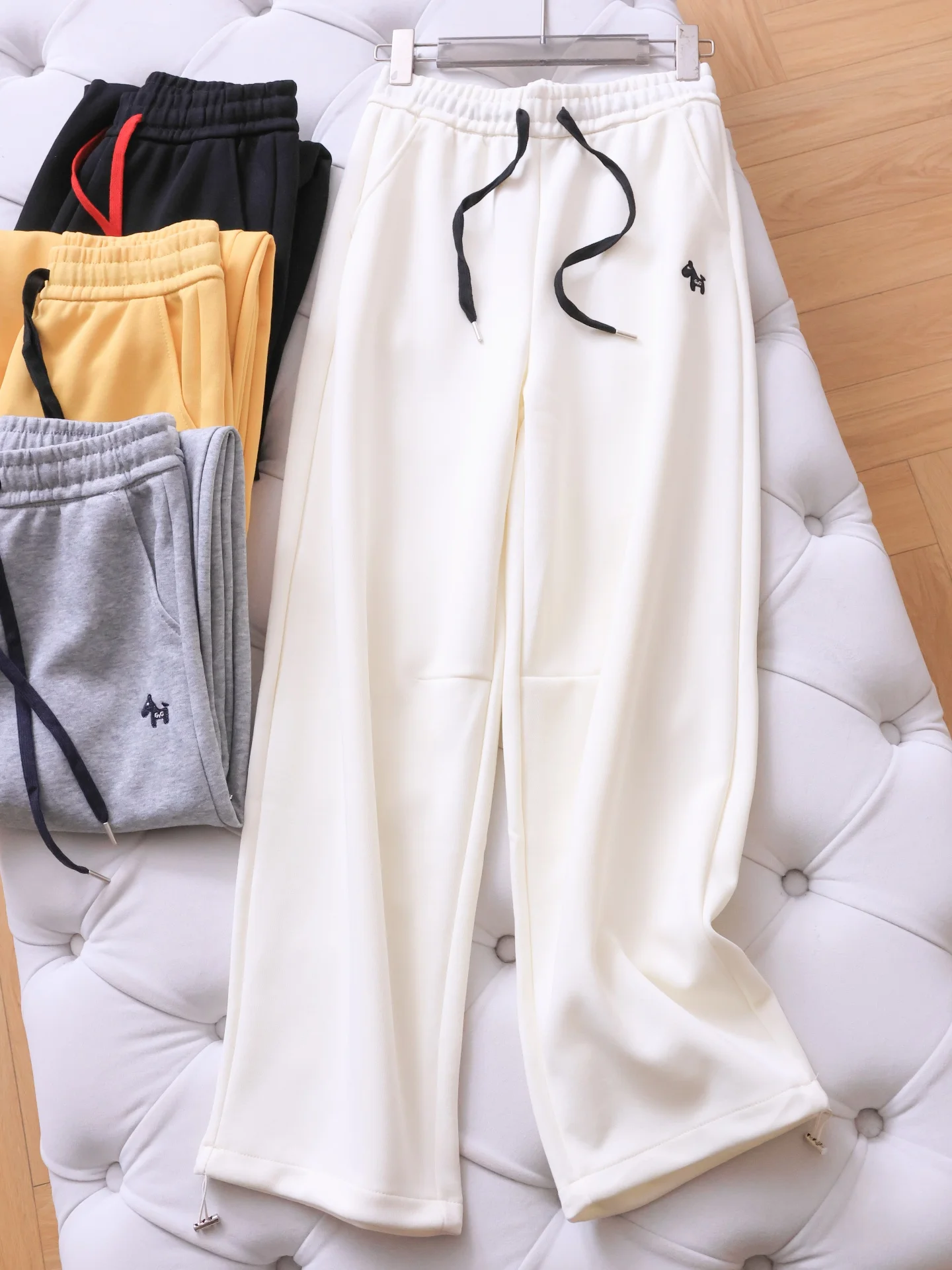 Women's Casual Wide Leg Pants Drawstring Elastic Waist Loose Cuffed Two-Way Wear Embroidered Comfortable Breathable Sporty