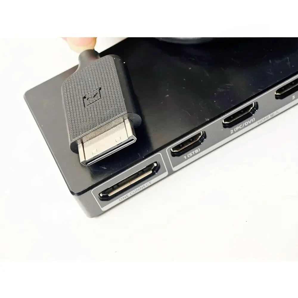 One Connect Mini Box BN96-44183A FOR UN82MU800DF UN75MU9000F UN65MU9000F UN65MU8500F UN55MU800DF（only box）