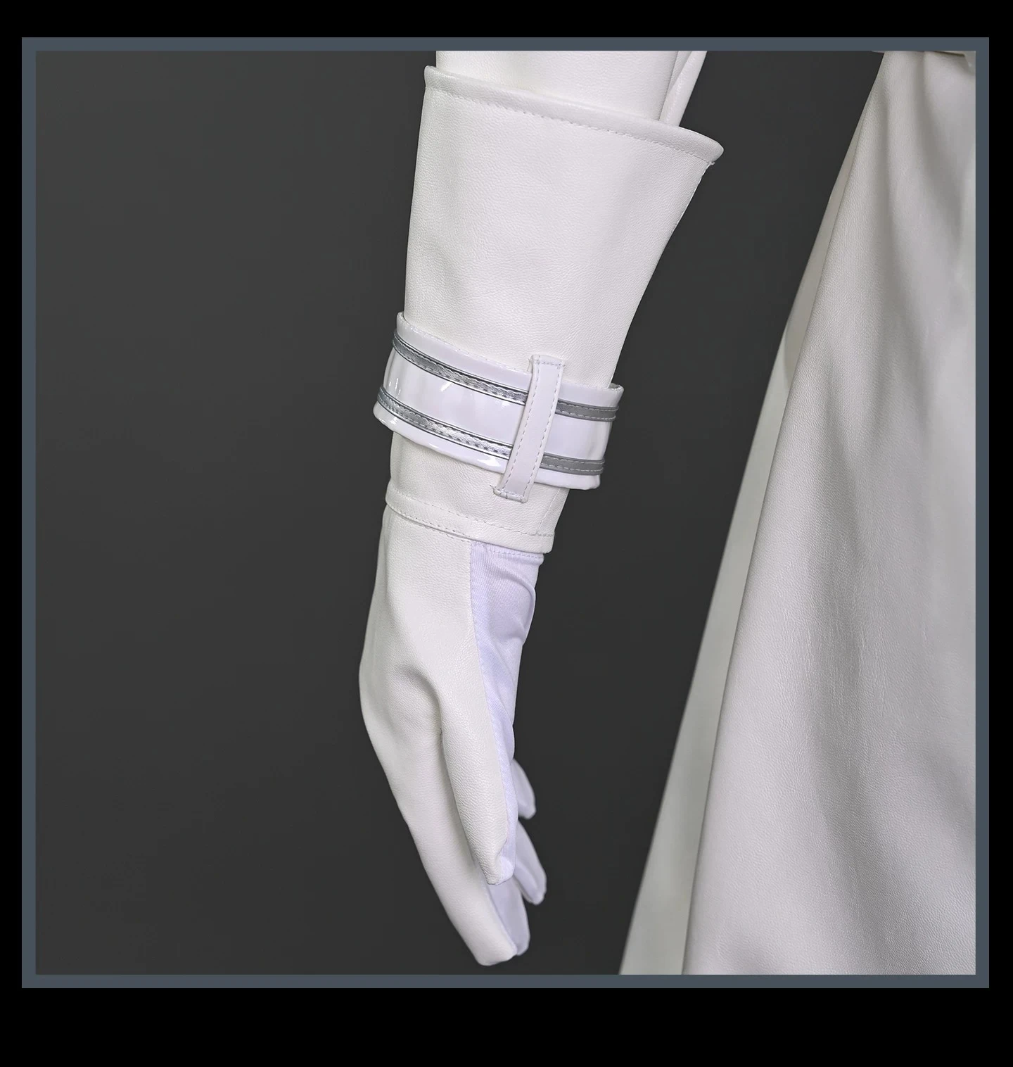 Sephiroth Pure Angle Fantasy White Pauldrons FFVII Cosplay Costume Full Set for Men Halloween Comic Con Role Play Anime Outfit view 4