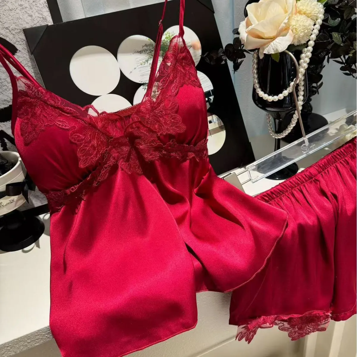 Sexy Women's Sleepwear Ice Silk Camisole Shorts Pajamas With Thin Straps Chest Pads Nightwear