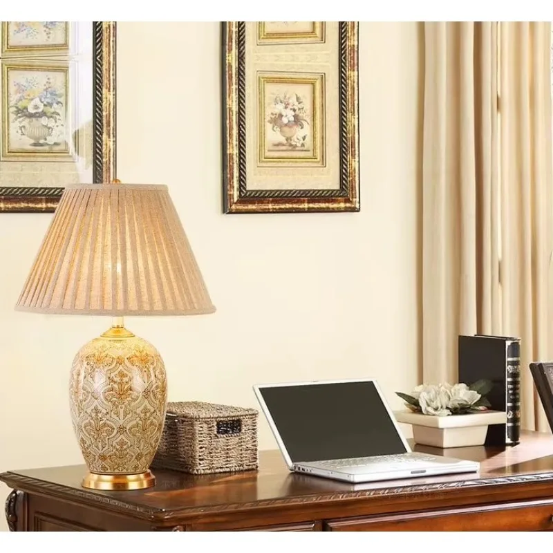 New Gold Home Decoration Brass Light Luxury Modern Ceramic Table Modern Lighting