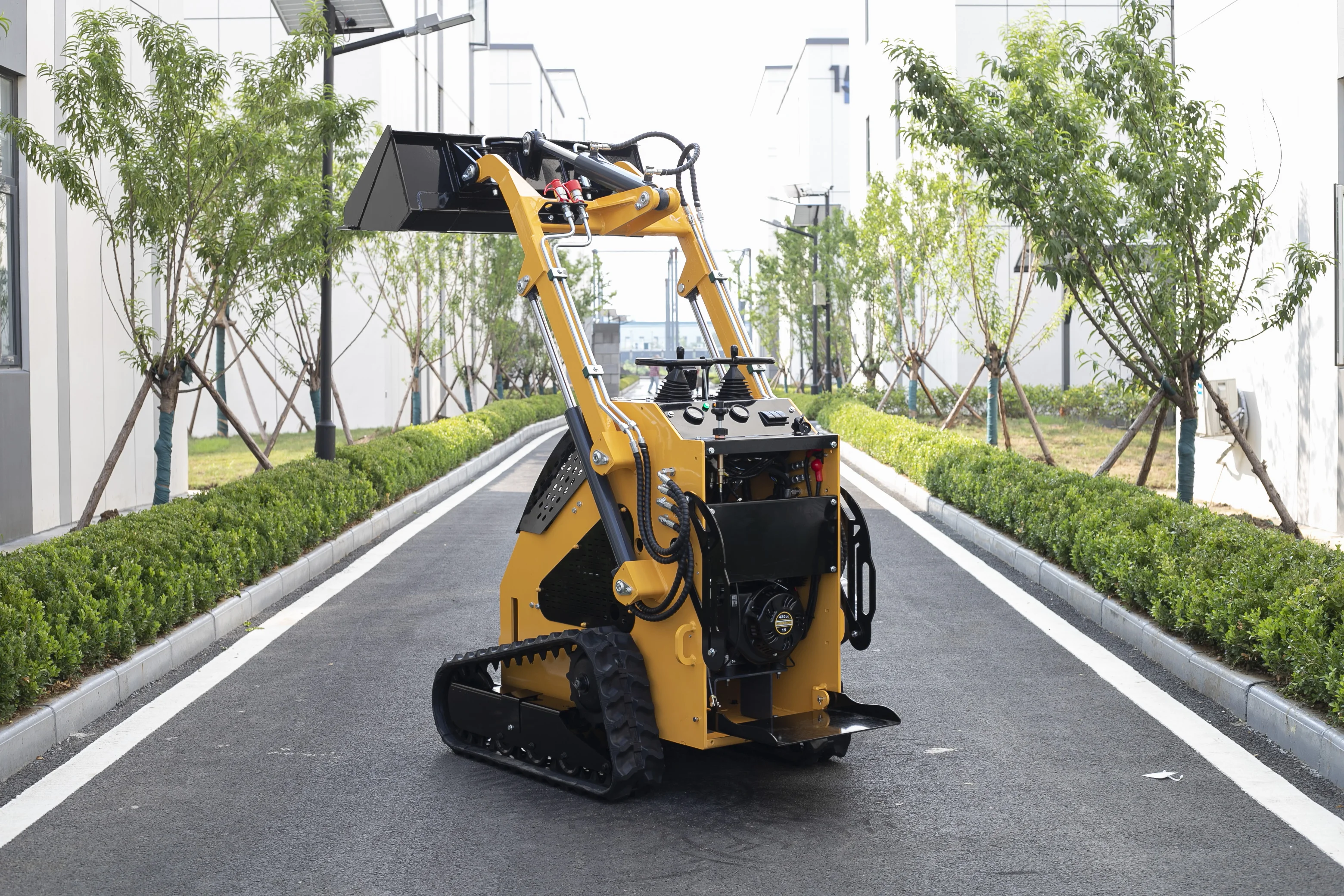 Miniaturowy ładowacz gąsienico – Skid Steer Loader recenzja i cena