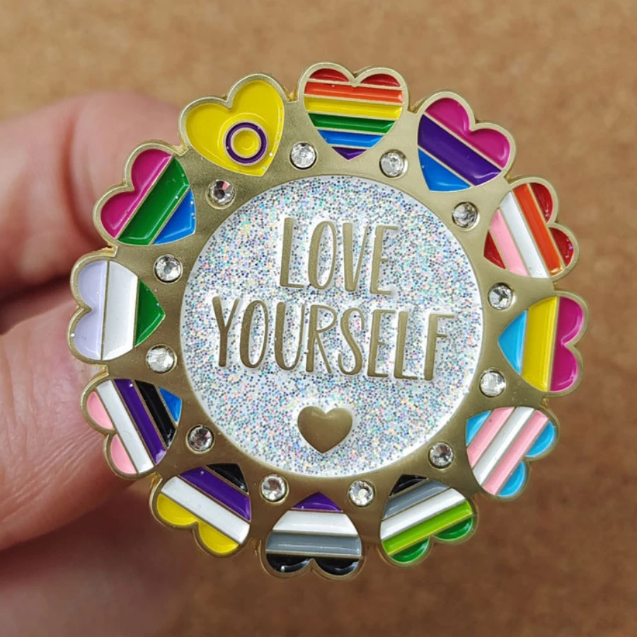 1PC Love Yourself  Pride Shinny English Letter Brooch