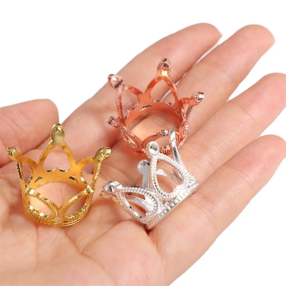 Model Toys Mini Metal Crown Model Decorating Golden Bronze Dollhouse Miniature Metal Crown Alloy Silver