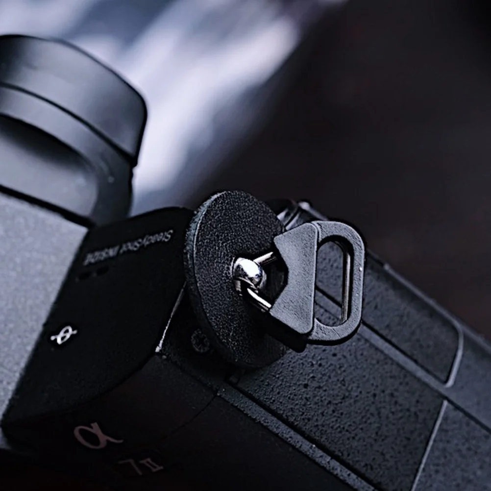 

10Pcs Camera Strap Adapter Buckle Metal Durable Rustproof Lightweight High Strength Suitable for Round Hole Cameras Black