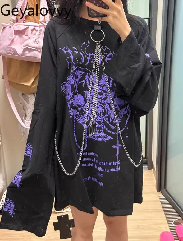 

Женские топы в стиле панк, весенне-осенние футболки с круглым вырезом, универсальные темные готические футболки с длинными рукавами, модные повседневные футболки