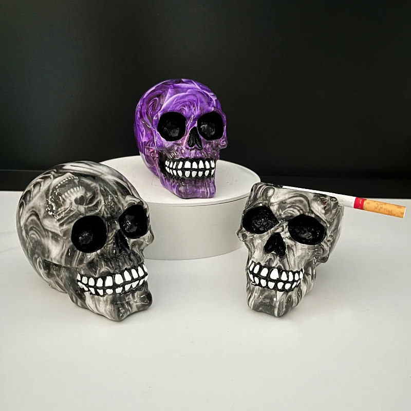 Resin Skull Ashtray Color Halloween Scary Haunted House Props Bar Party Game Decors Tobacco Ash Box Statue Desktop Art Oraments