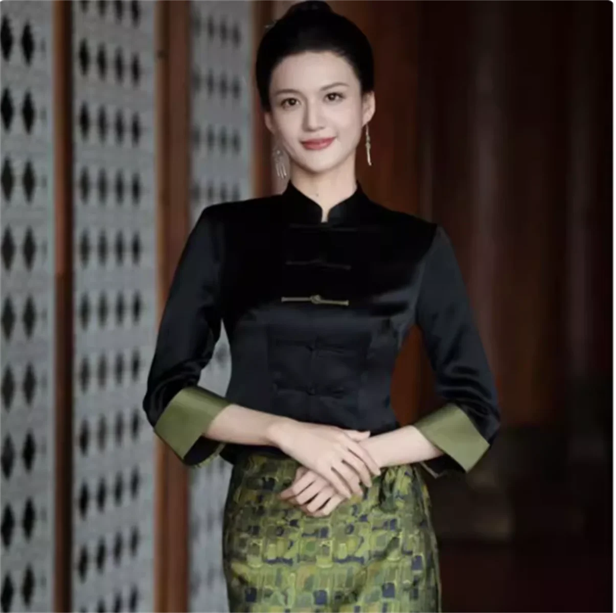 Seasonal early autumn hot item temperament Chinese style improved Dai clothing women's black Chinese style retro top