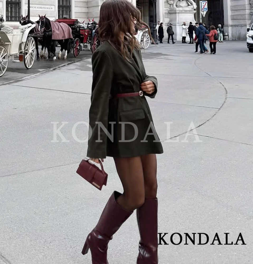 سترة KONDALA خريفية كلاسيكية باللون الأخضر الداكن سترة نسائية أنيقة بأزرار للتنقل لخريف وشتاء 2025 سترة نسائية عالية الشارع