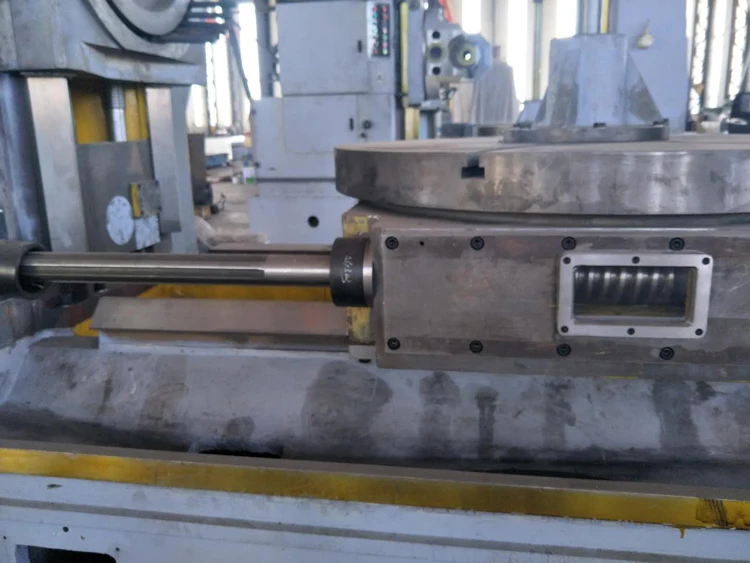 Y31125e Grote Type Chuangling Versnelling Hobbing Machine/Versnelling Hobber Te Koop