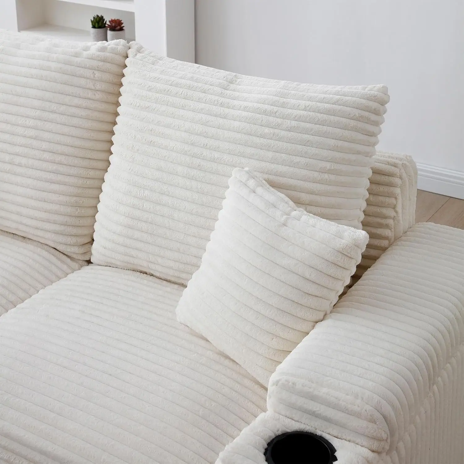 Chaise Longue da interno con portabicchieri e pouf portaoggetti, divano letto a due posti moderno imbottito in velluto a coste da 70 pollici