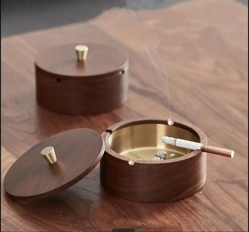 

Light Luxury Solid Wood Ashtray with Cover Home Office Cigar Ornaments Anti-flying Ash Smoking Accessories