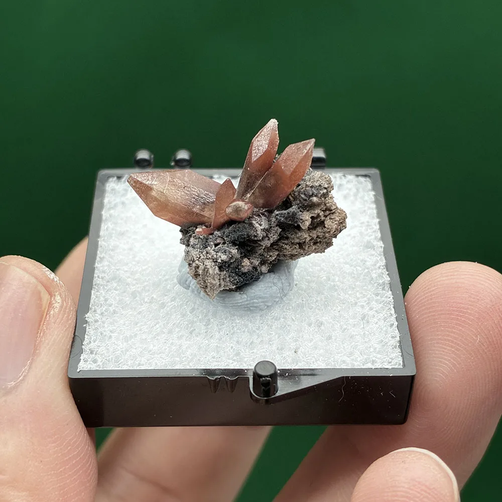 A2-1A أحجار التوباز الطبيعية والبلورات عينة تعليمية معدنية الحلي ديكور المنزل صندوق الحجم: 35*35*35 ملم #6