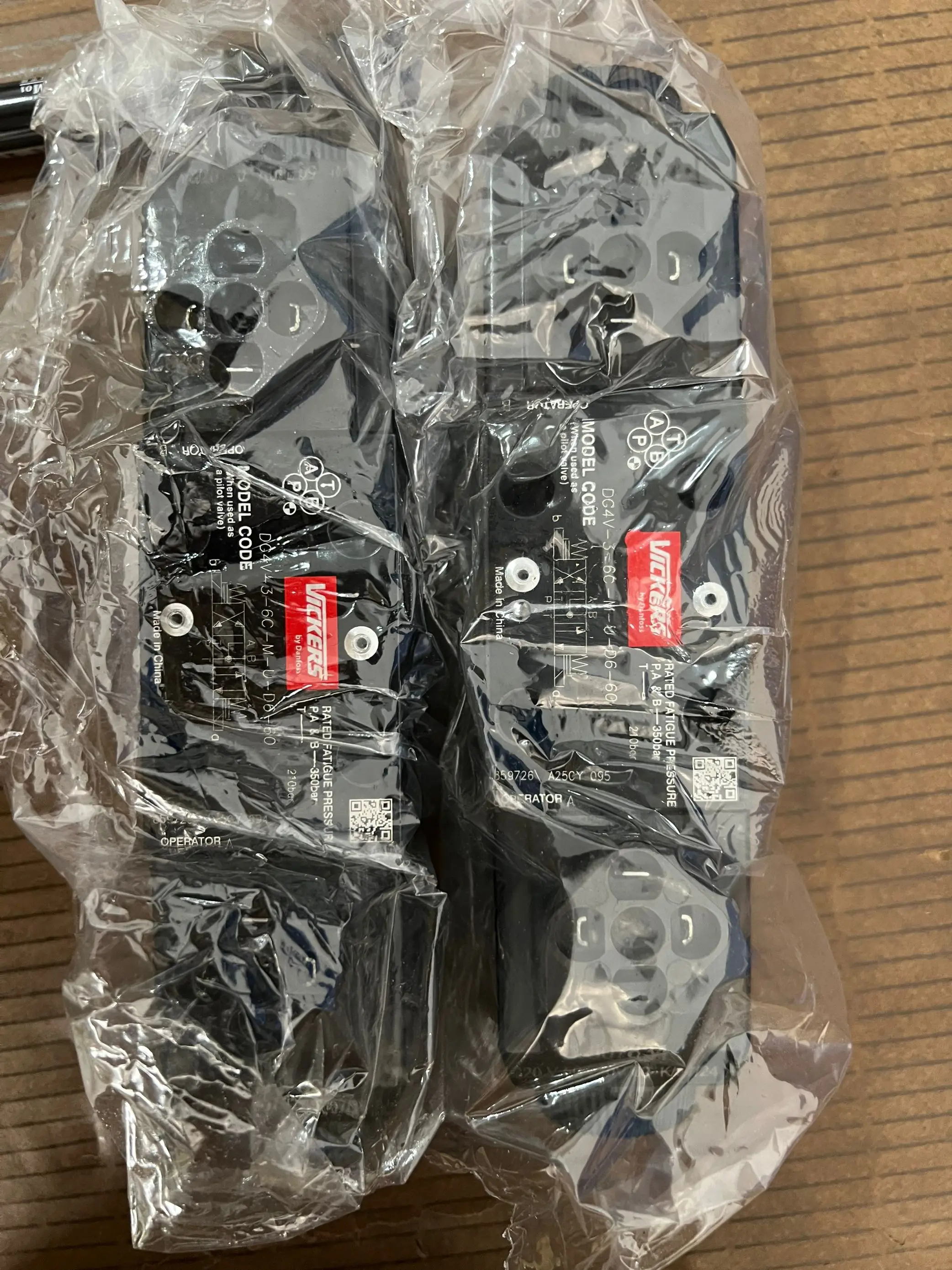 DG4V z 2A M U H7 60 DG4V32AMUH760 529762   DG4V-3-2A-M-U-H7-60 DG4V32A 859726   DG4V-3-6C-M-U-D6-60 DAN FOSS vick ers DG4V36CMUD660