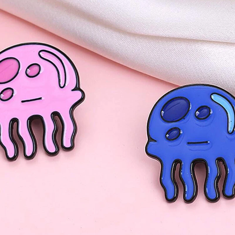 Kawaii Jellyfish Metal Badges Blue Pink Cartoon Jellyfish Pins Animal Brooches Children Adult Clothing Bag Shirt