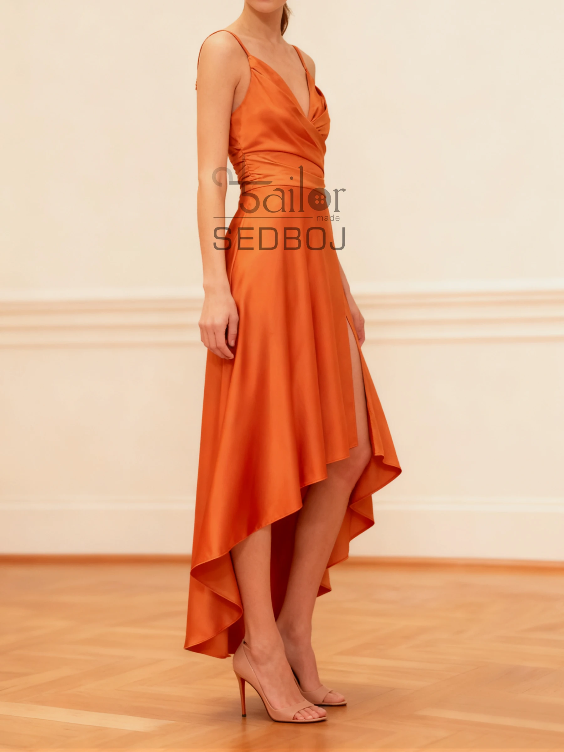 빈티지 플레어 플리츠 캐미솔 드레스 (골드 새틴 소재)