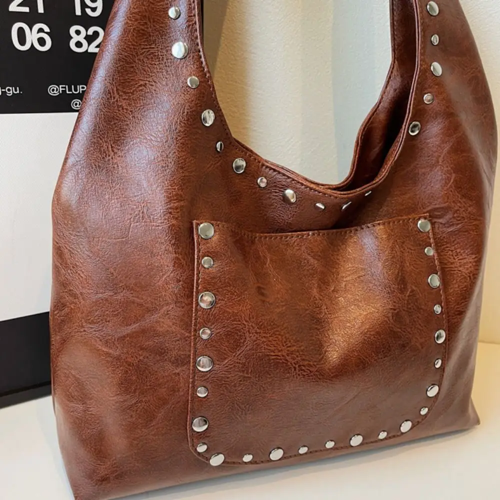 

Trend Y2K Retro Rivet Shoulder Bag Multi-pocket Oil Wax Leather Vintage Underarm Bag Fashion Handbag Motorcycle Bag Streetwear