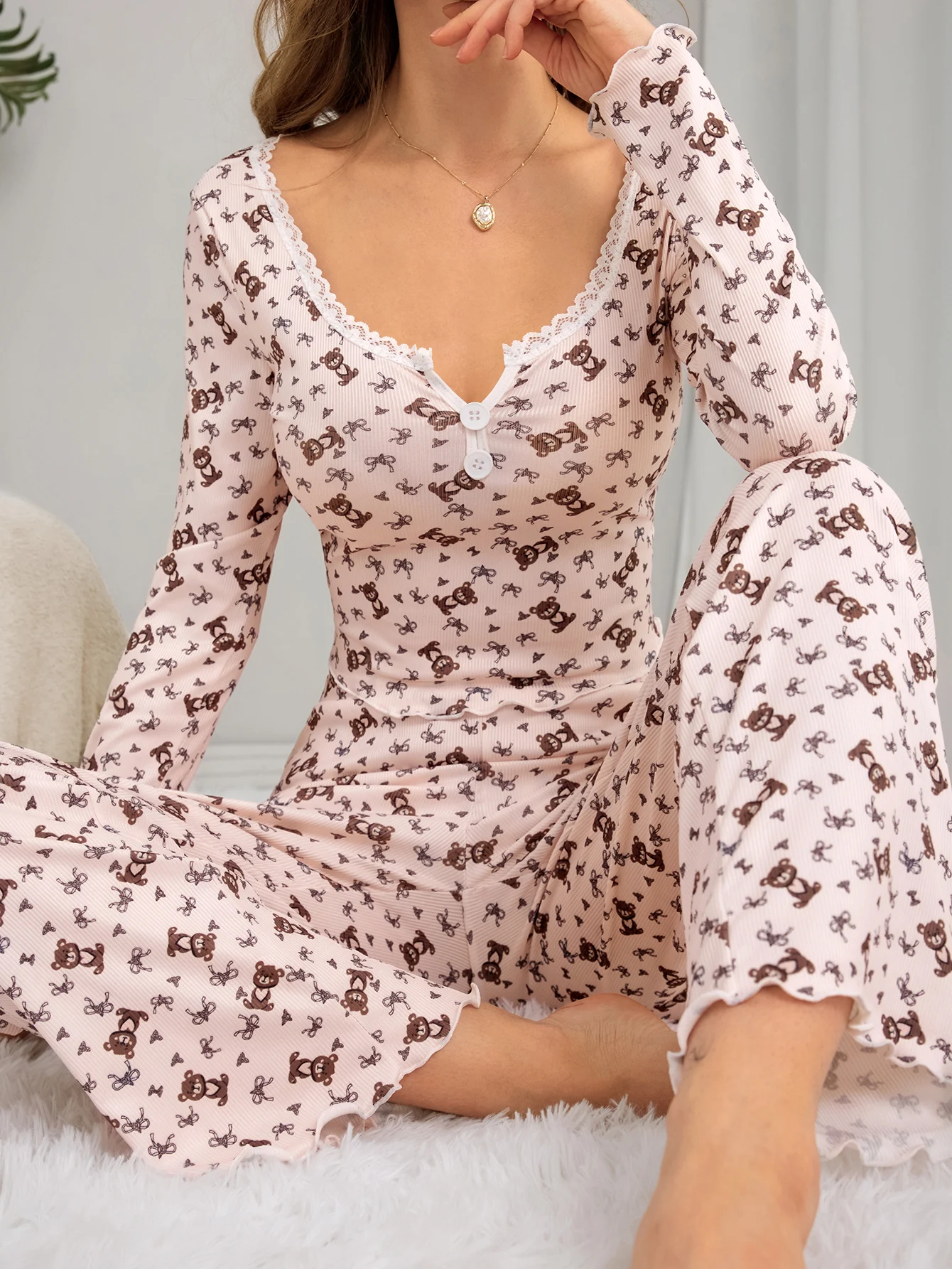 Cute Cartoon Bear Print Sleepwear Suit Lettuce Trim Loungewear  V-Neck Nightwear Long Sleeve Top And Long Pants Pajama Set