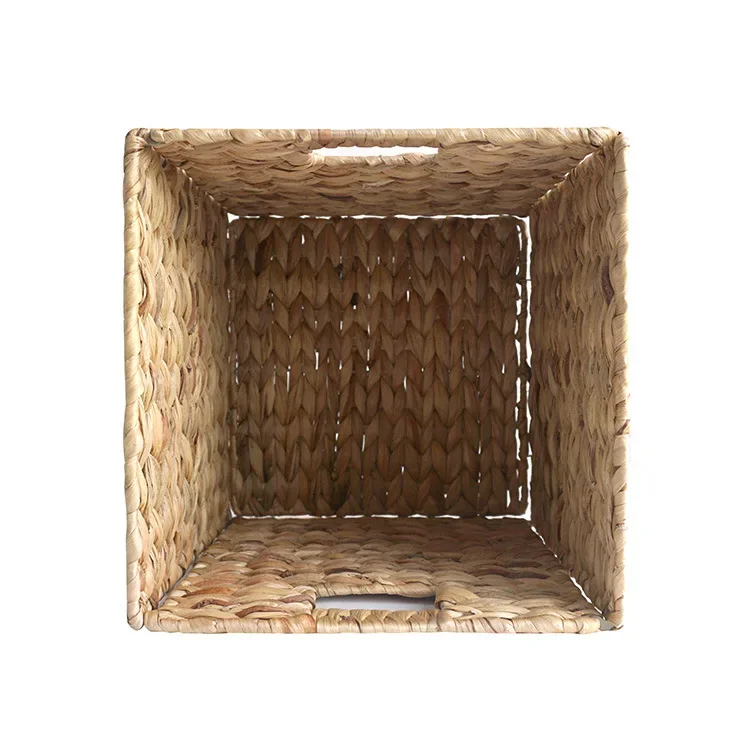 

Handmade woven storage basket with European and American feng shui gourd grass, foldable storage basket