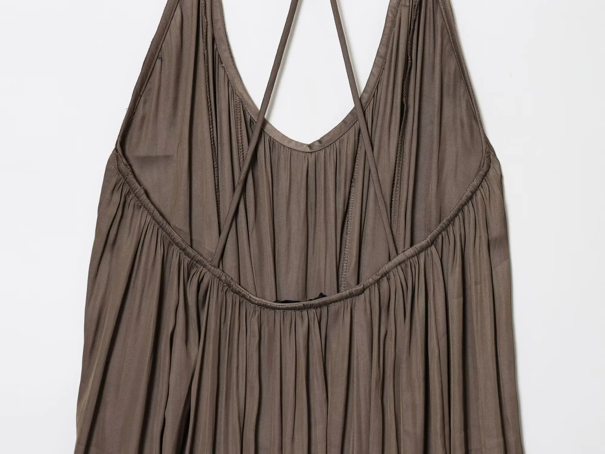 فستان Maxdutti الفرنسي للسيدات ذو ثنيات من الساتان الكسول فستان بحمالات للنساء Ins Blogger فساتين سهرة كلاسيكية فساتين الحفلات #5