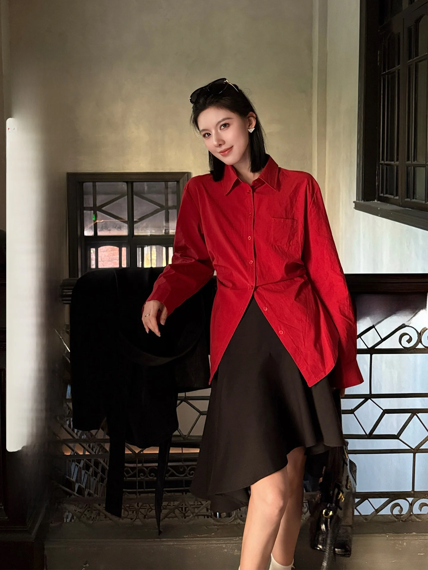 

Red Vintage Design Folded Women's High-End Feelings Hong Kong Style Shirt Cotton Long Sleeve Button up Pure Color Casual Shirt