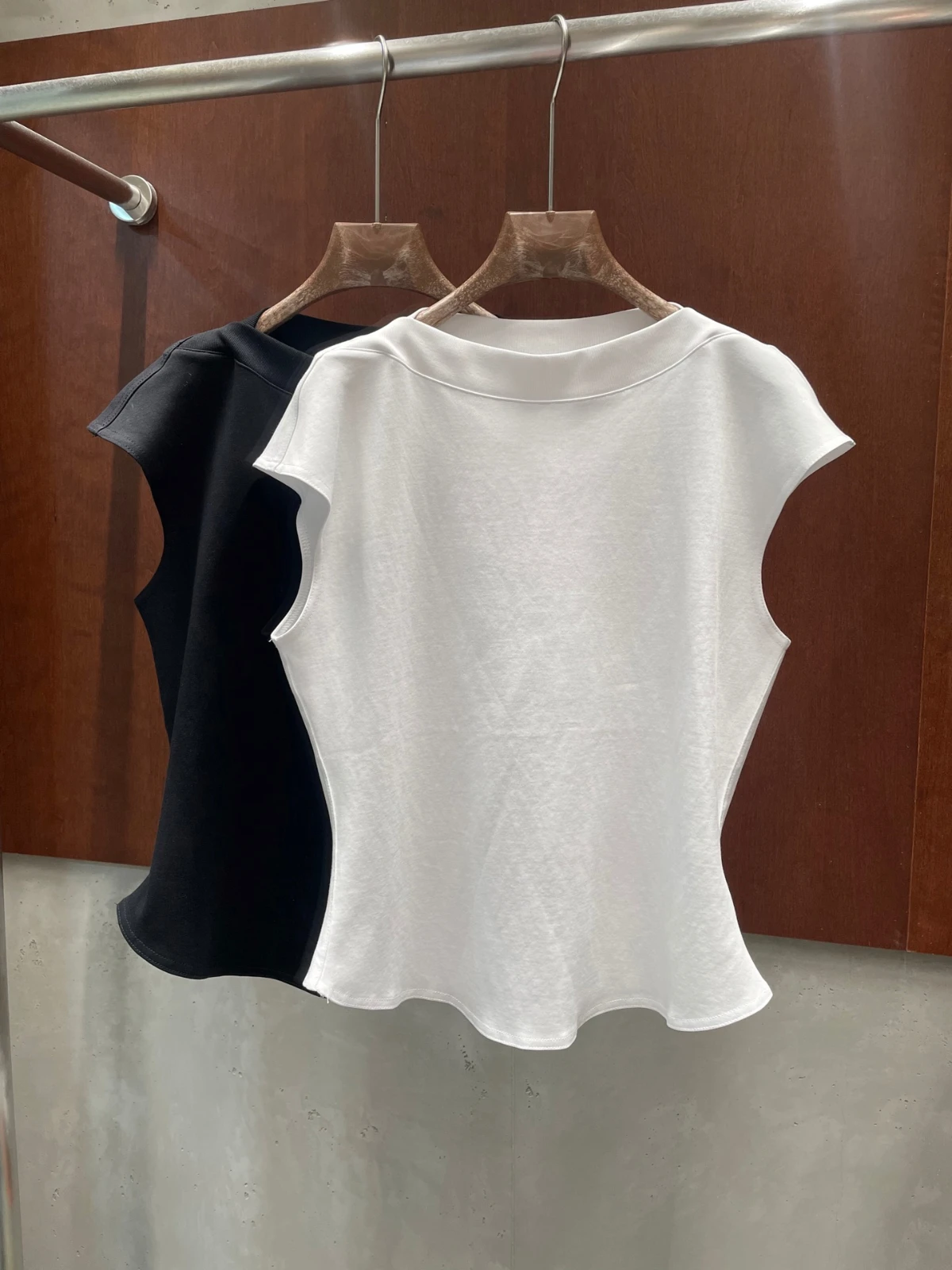 

Новая женская футболка с рукавами-крылышками, приталенная, с асимметричным вырезом, эластичная, облегающая, в стиле Y2K, летняя, повседневная, с коротким рукавом