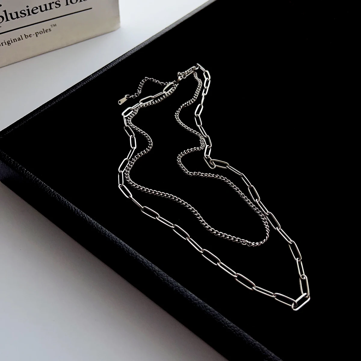 Versatile and simple, double-layer silver stainless steel chain, short collarbone chain, neck chain, necklace, women's accessory view 3