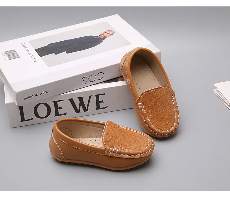 JGSHOWKITO 2026 Brandneue Jungen Casual Loafers Modische Klassische Weiche PU Slip-on Kinder Hochzeit Party Leder Flats Mokassins Trendy – Detail 22