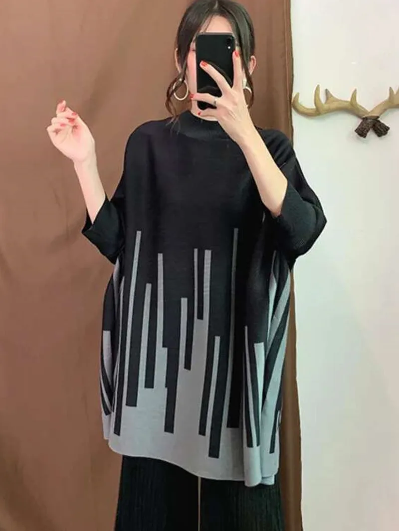

Color O-neck Black Block Striped Loose Top Female Fashion Long Sleeve Pleated T-shirt 2025 New Women Spring S21M