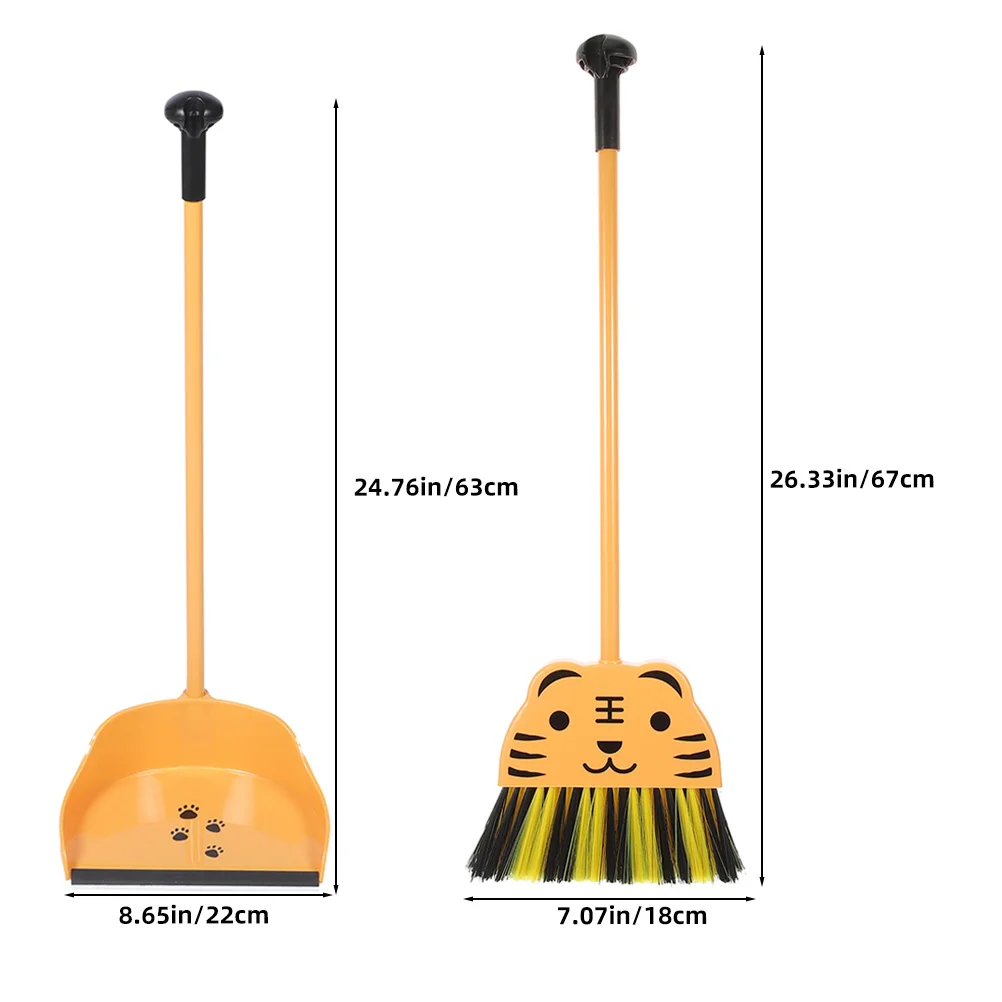 2Pcs Kids Cleaning Set Broom and Dustpan Children Housekeeping Tools Compact Lightweight Design for Small Hands Role Play Chores